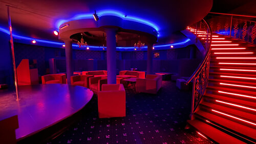 Шынжырдағы әйелмен жыныстық қатынас