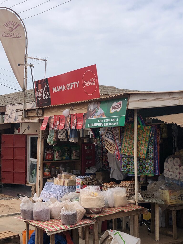 Supermarket Mama Gifty, Earth, photo