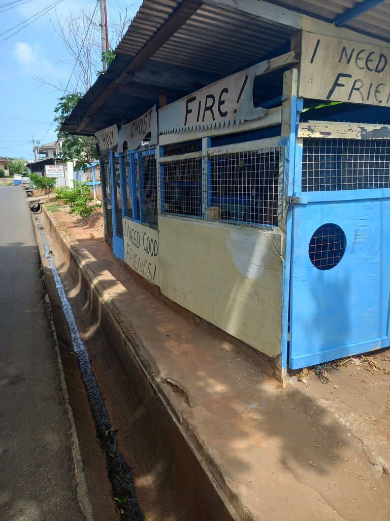 Carpentry Holy ghost fire, Accra, photo