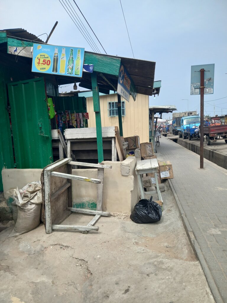 Grocery By his grace, Accra, photo