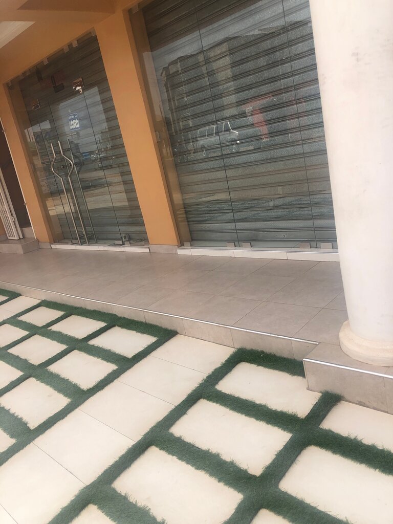 Clothing store Gadgets Outlet, Earth, photo