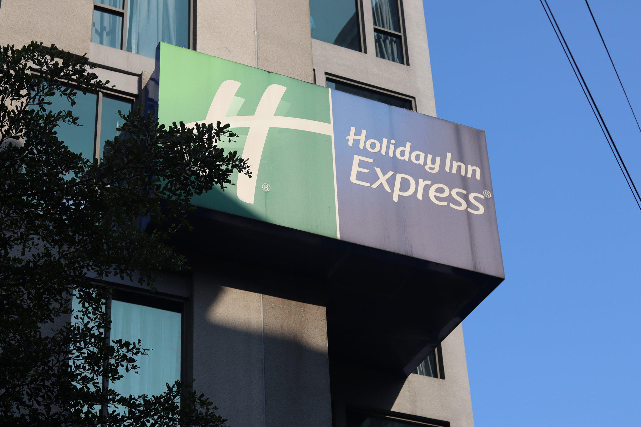 Фото Holiday Inn Express Bangkok Sukhumvit 11 by Ihg