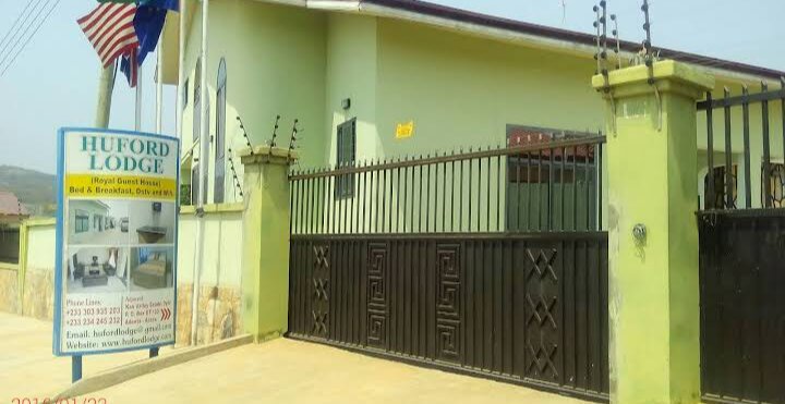 Hotel Huford Lodge, Earth, photo