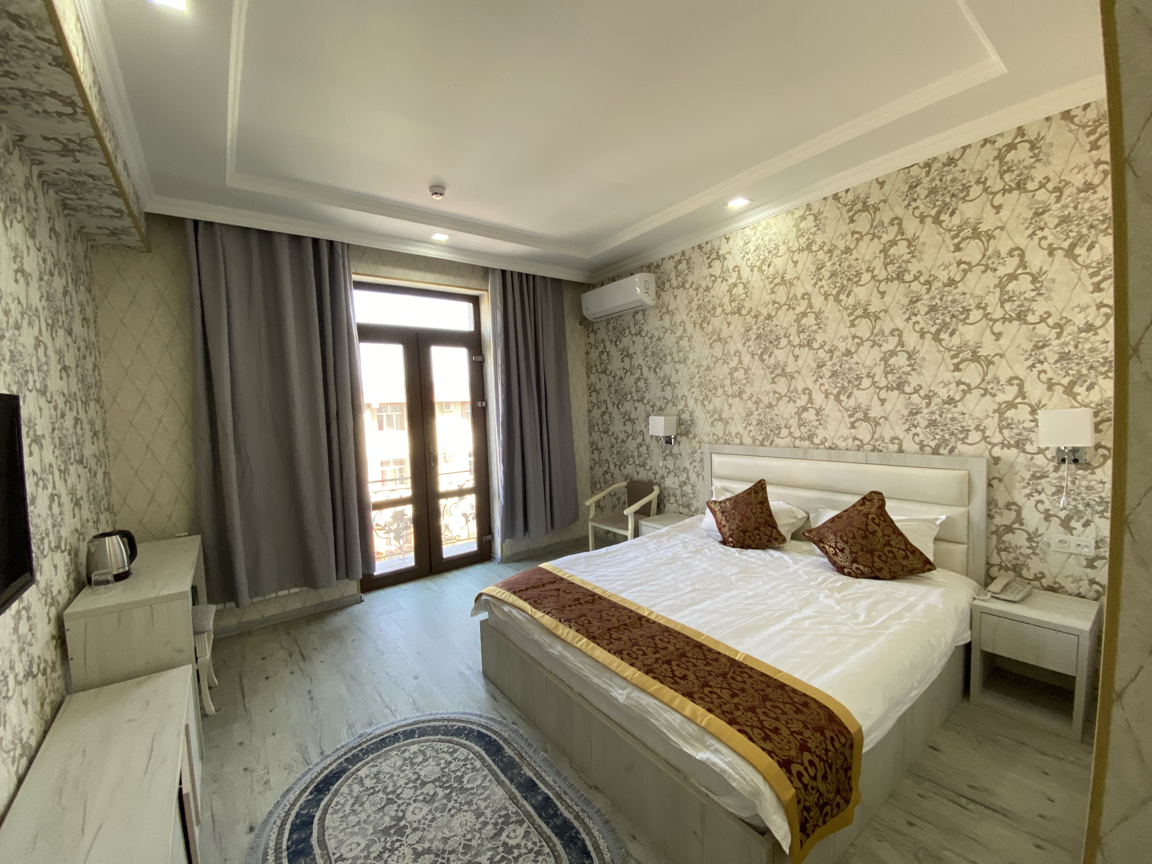 Фото Summer Hotel