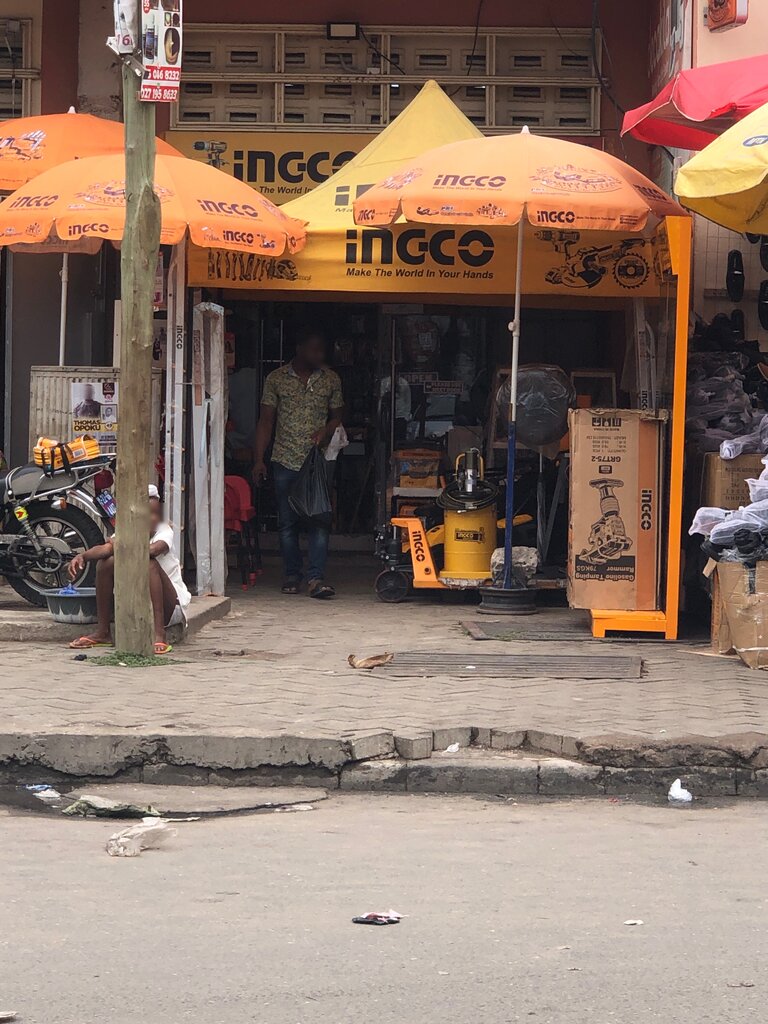 Plumbing shop Ingco, Accra, photo