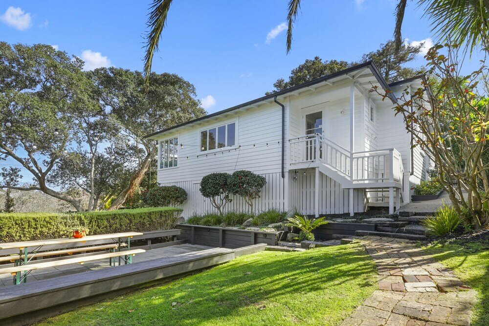 Фото Grey Lynn - Grandeur - Cafe Lifestyle