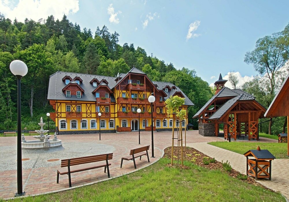 Фото Kupele Cerveny Klastor Smerdzonka