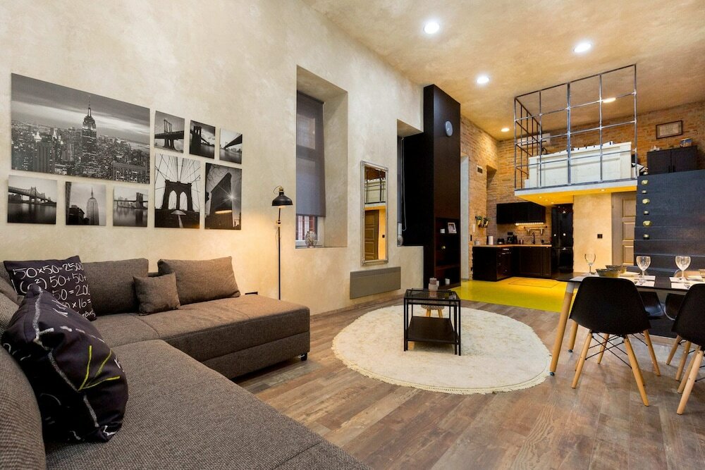 Фото Bright Warwick Chambers Apartment