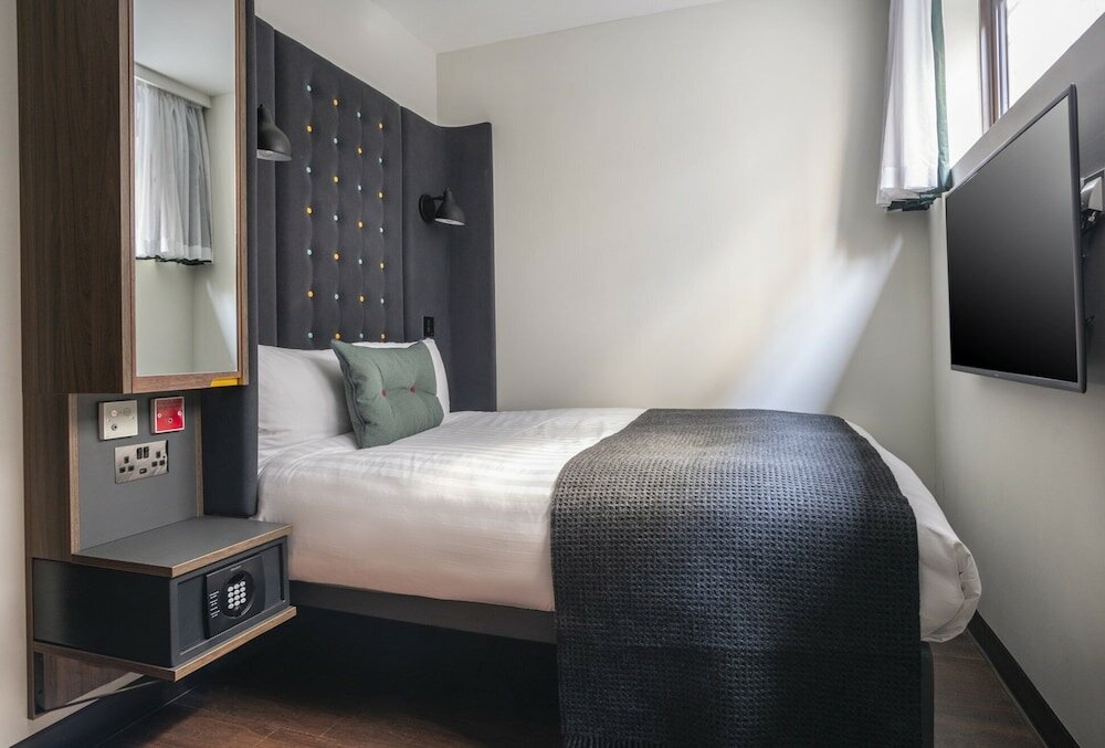Фото Point A Hotel London Liverpool Street