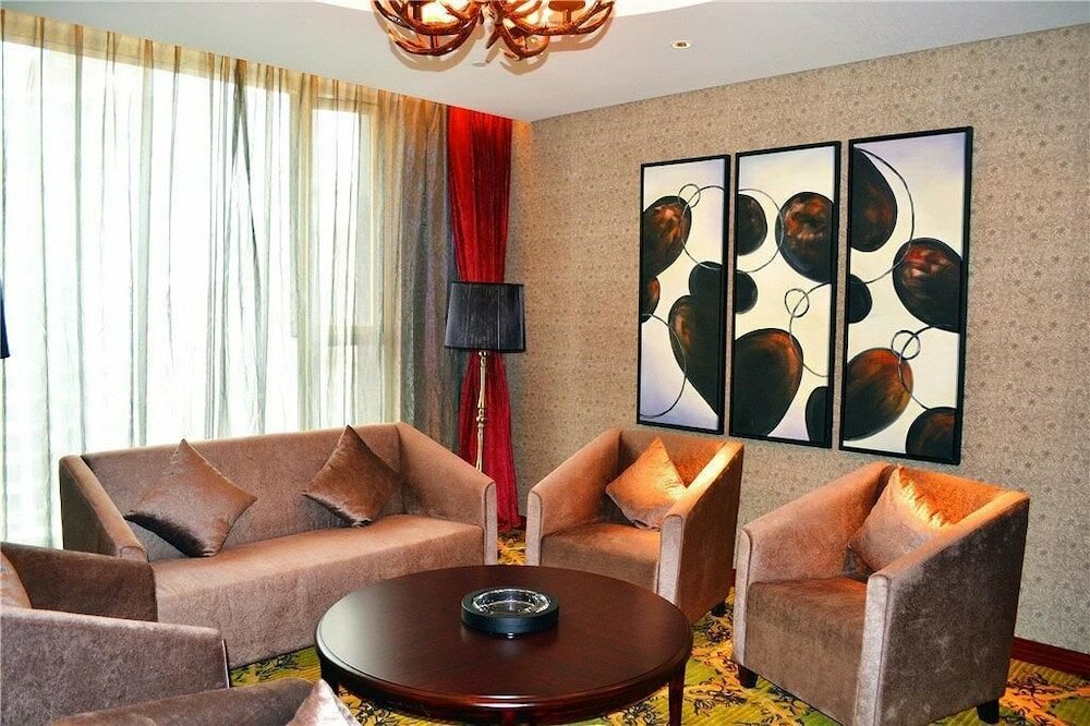 Фото Days Hotel & Suites by Wyndham Hengan Chongqing