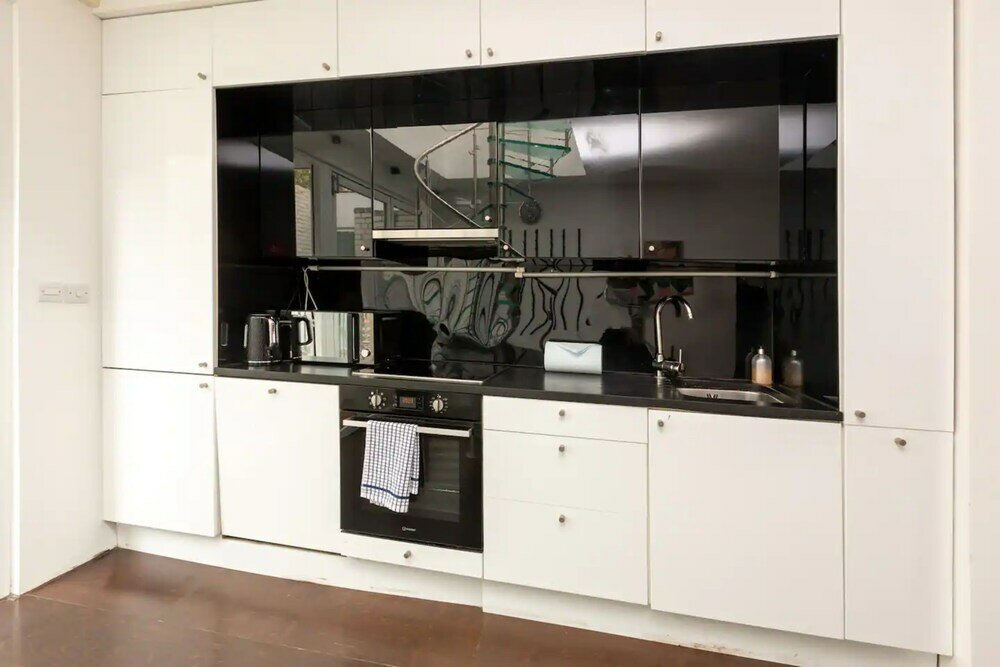 Фото Bright and Stylish 2 Bedroom House in Shoreditch