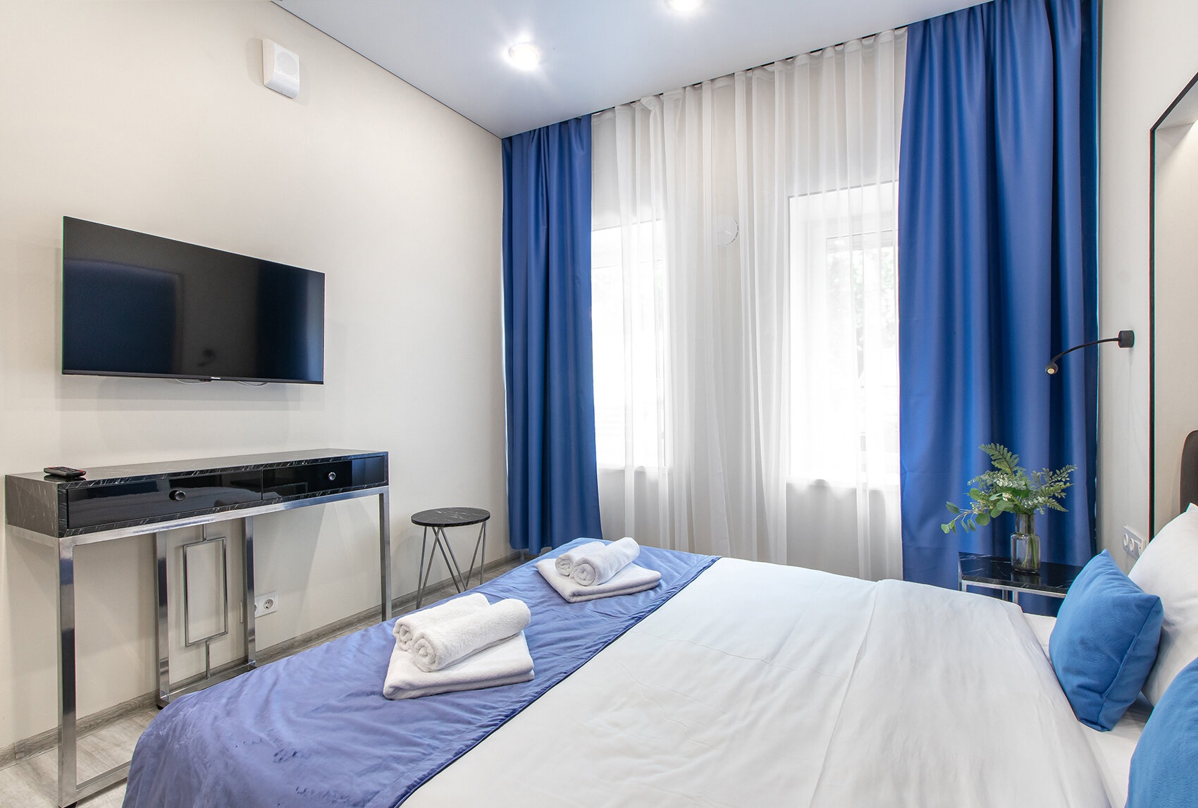 Фото Ростраль