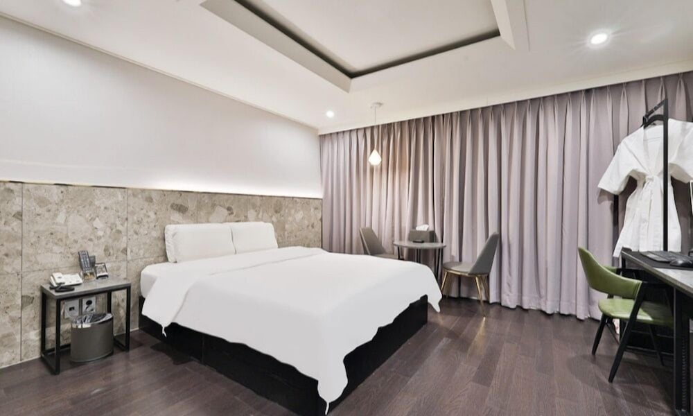 Фото Incheon Beyond Hotel