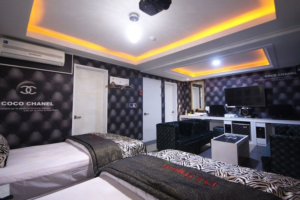 Фото Pohang Mundeok Elly