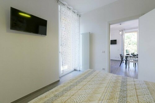 Апартаменты Sunflower Apartment 2 With Balcony in Baveno в Бавене