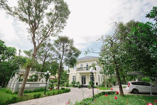 Гостиница Van's Serene Garden Homestay в Хюэ