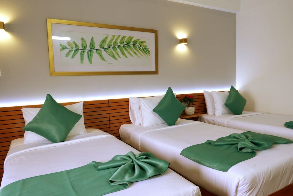 Фото Happy Life Green Hotel