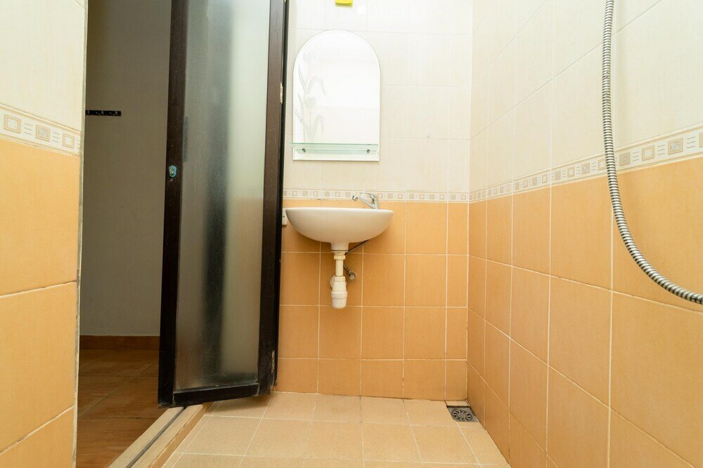 Фото KoolKost Female Syariah near Rs. Bhayangkara Pondok Pinang