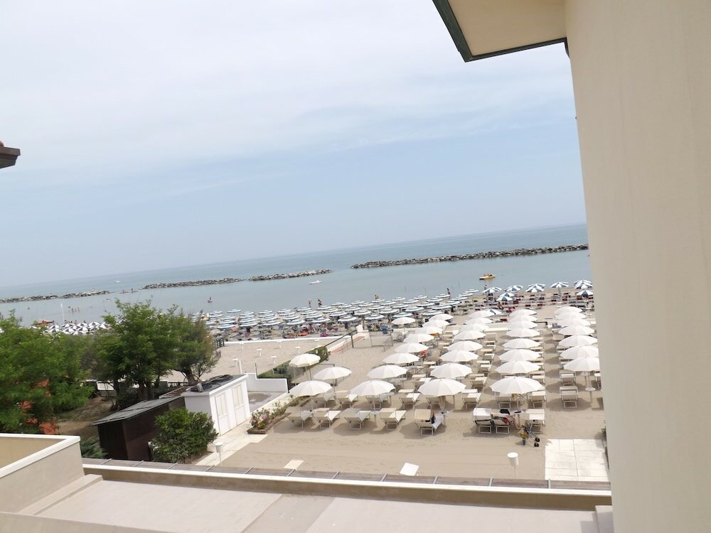 Фото Hotel Vienna