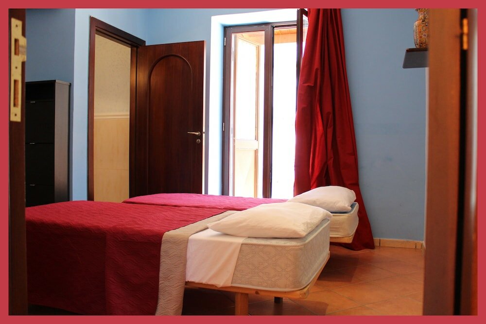 Фото B&b La Storia di Napoli