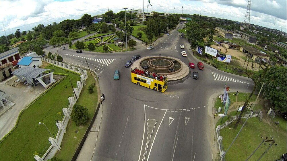 Фото Axari Hotel & Suites