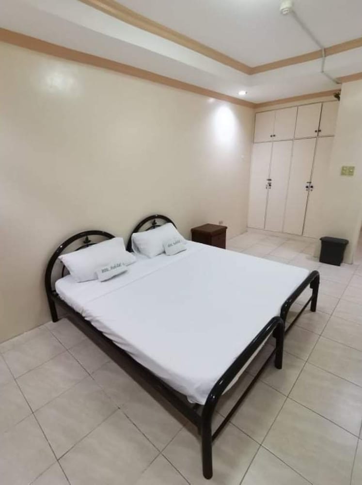 Фото Oyo 799 Ddd Habitat Iloilo