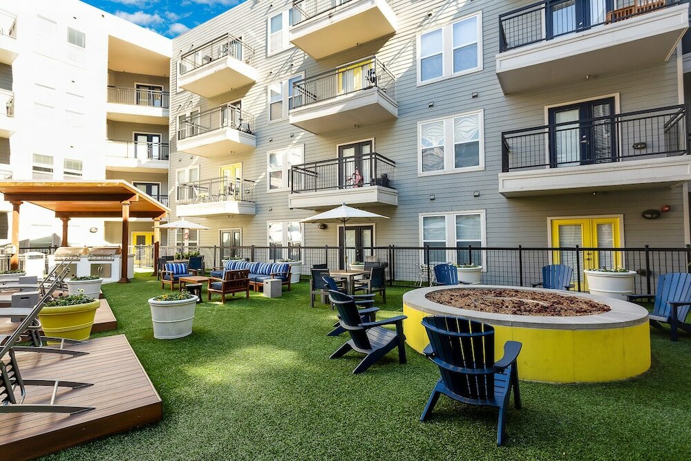 Фото Charming 1bd in Trendy West End Neighborhood