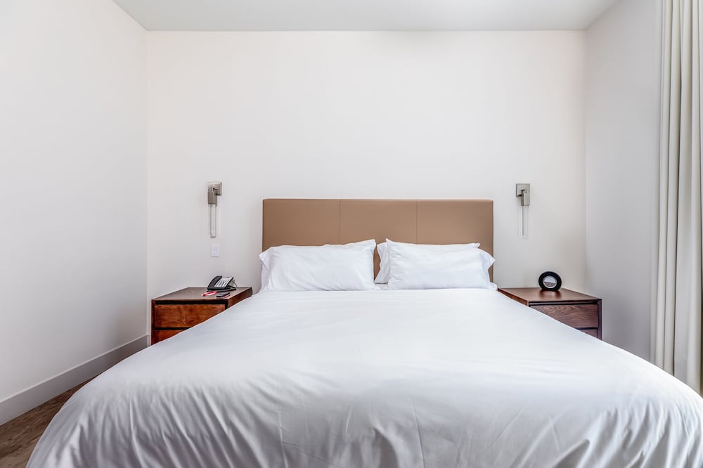 Фото Stylish Private Beach Condo Hollywood