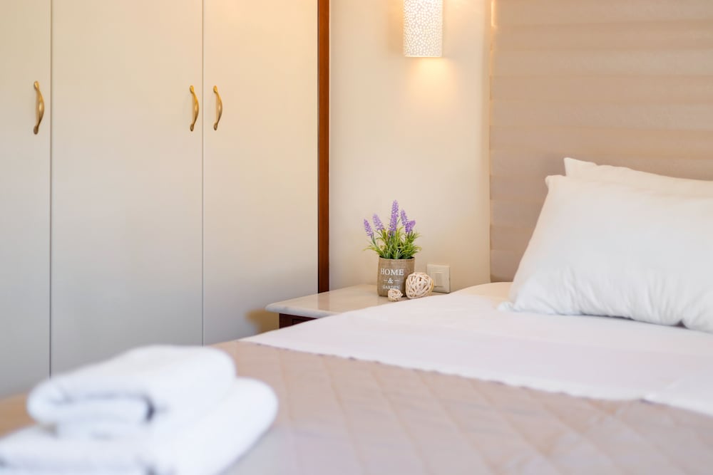 Фото Lemon Tree Corfu Apartments by Konnect