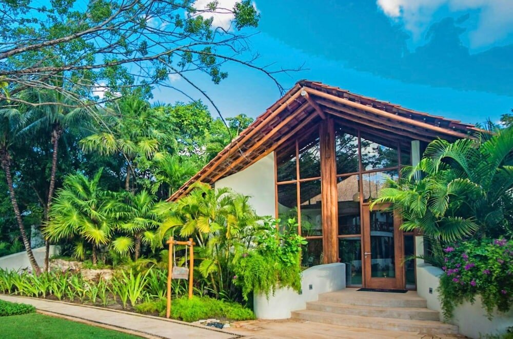 Фото Mahekal Beach Resort