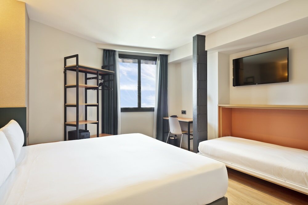 Фото Hotel Brick