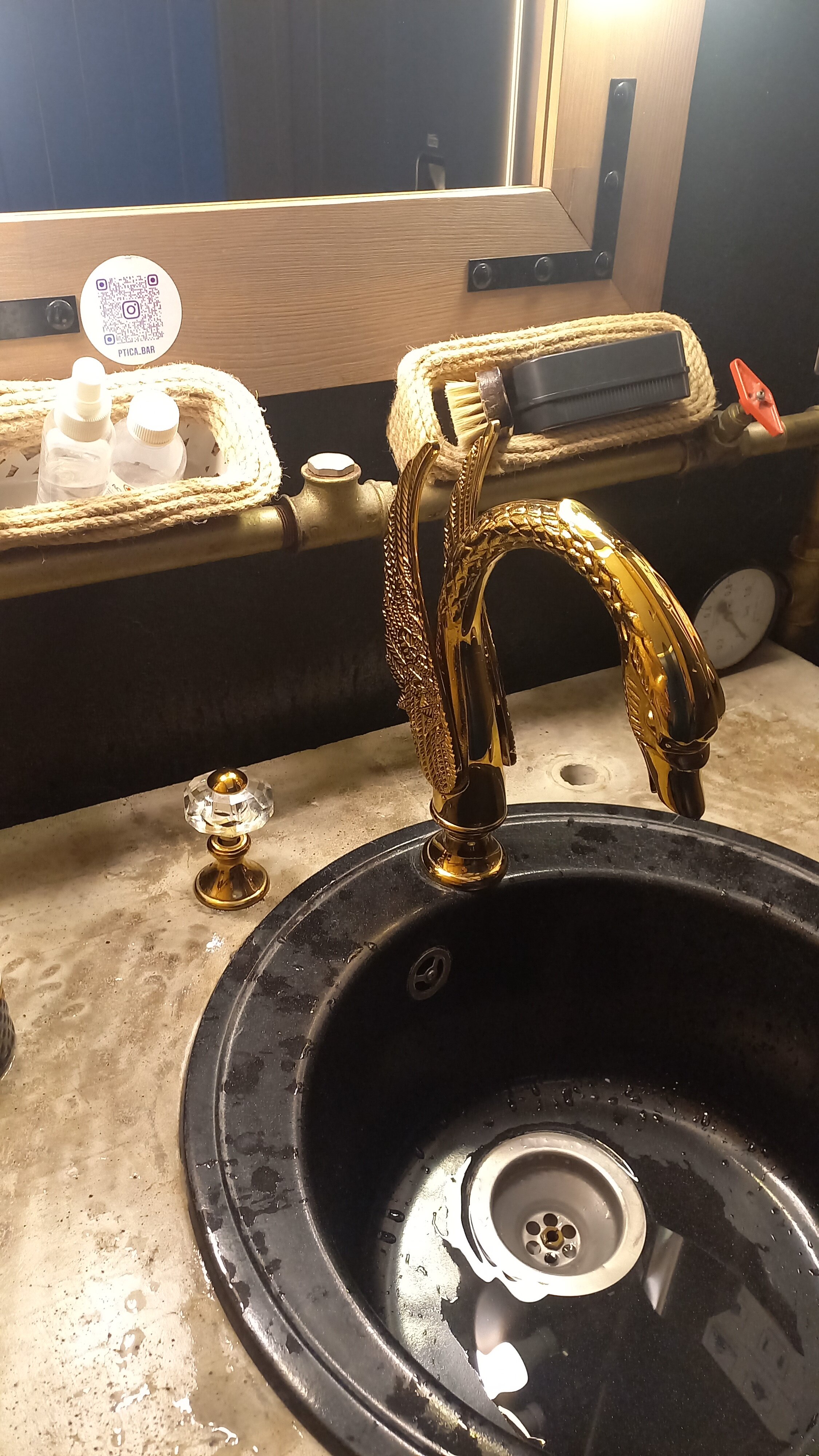 Фото Та ещё птица