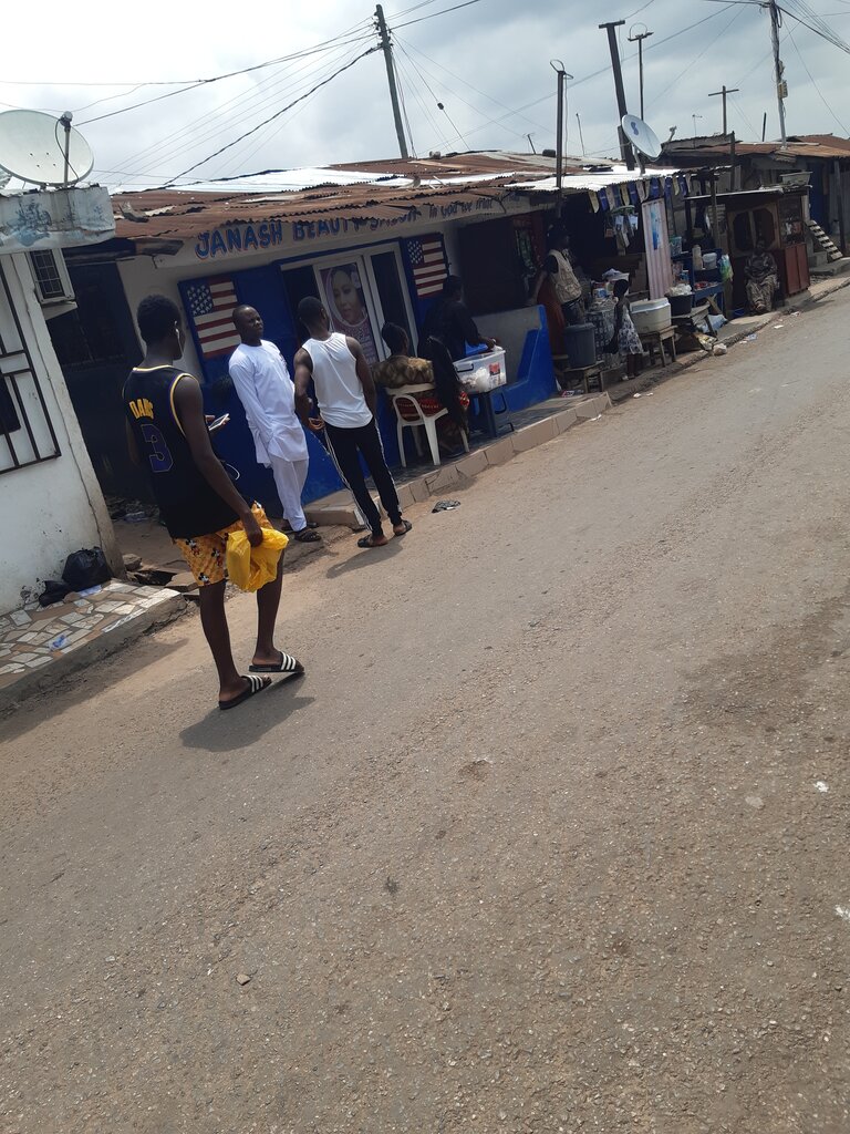 Beauty salon Janas, Accra, photo
