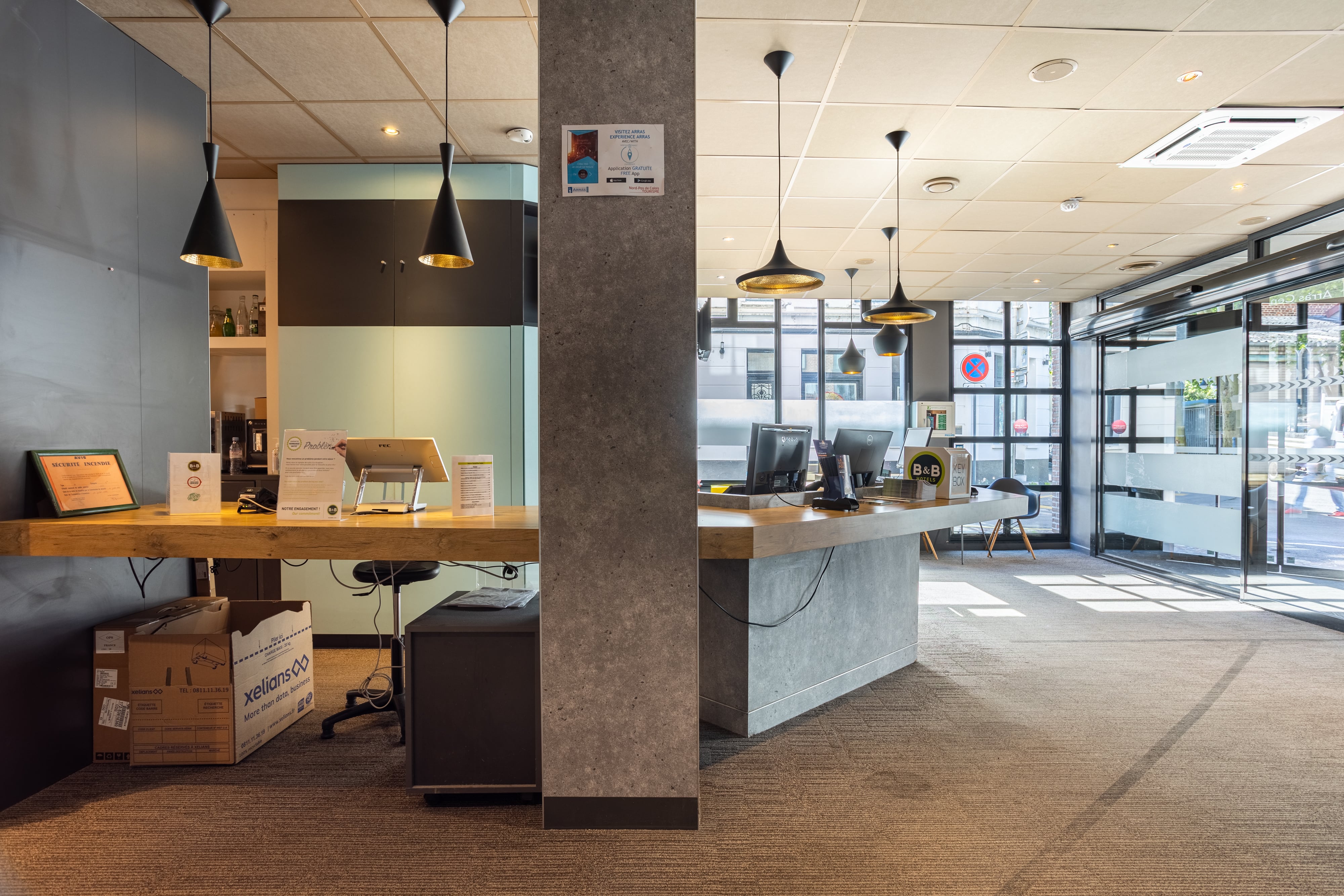 Фото B&b Hotel Arras Centre les places