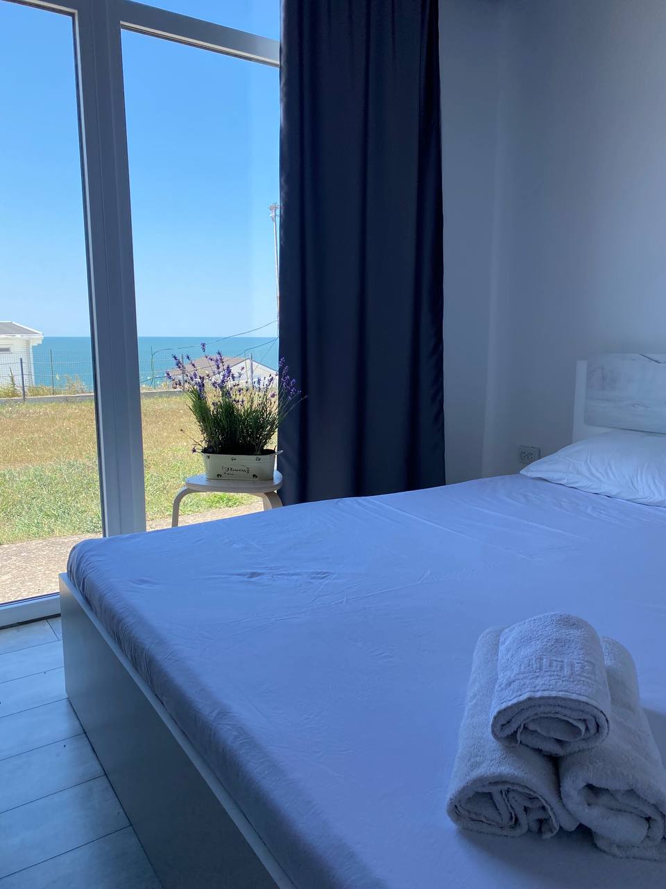 Фото Black Bull House