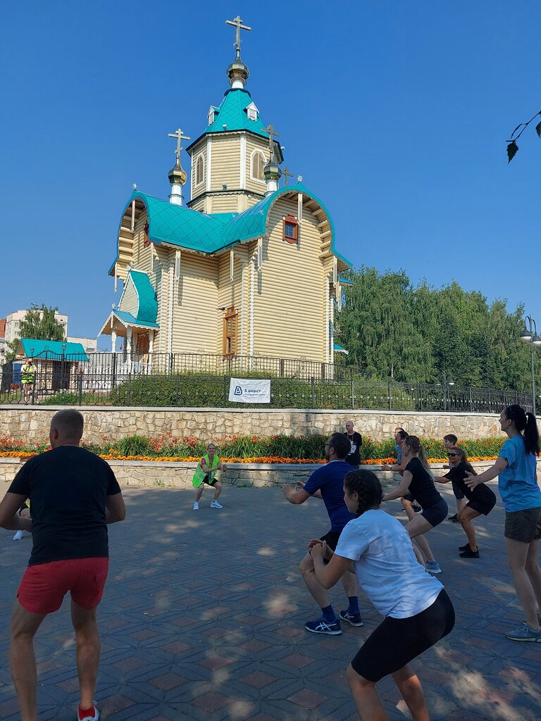 كنيسة أرثوذكسية Tserkov Ikony Bozhiyey Materi Feodorovskaya V Kirove ، كيروف، صورة
