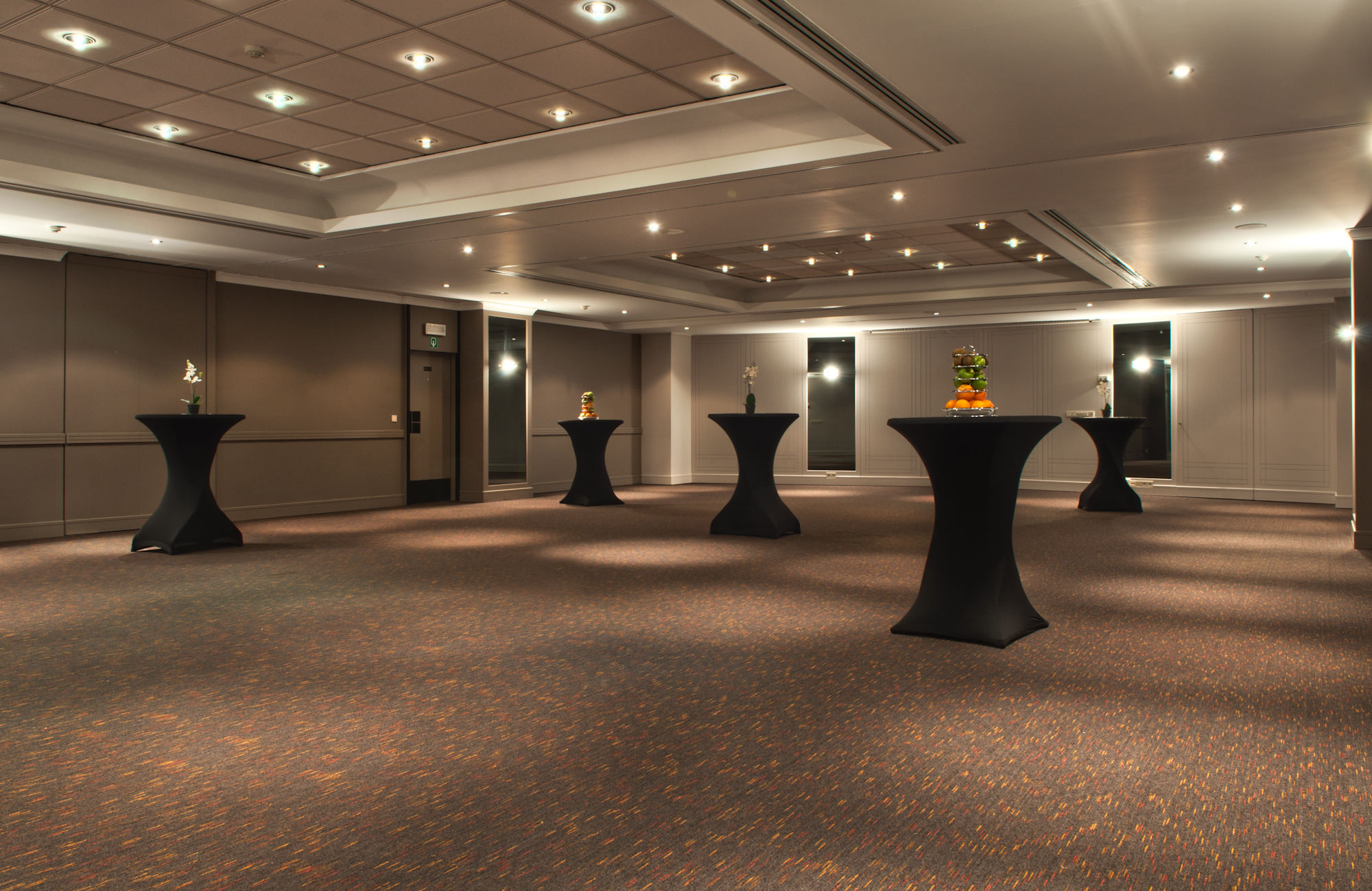 Фото Nh Brussels Carrefour de l'Europe