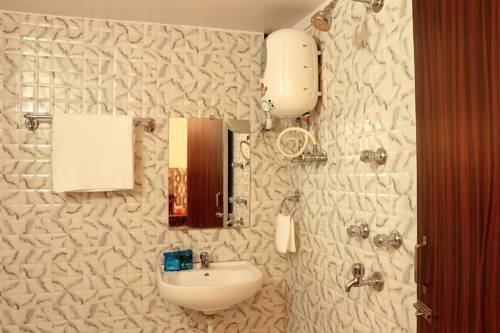 Фото Oyo 4144 The Banquet