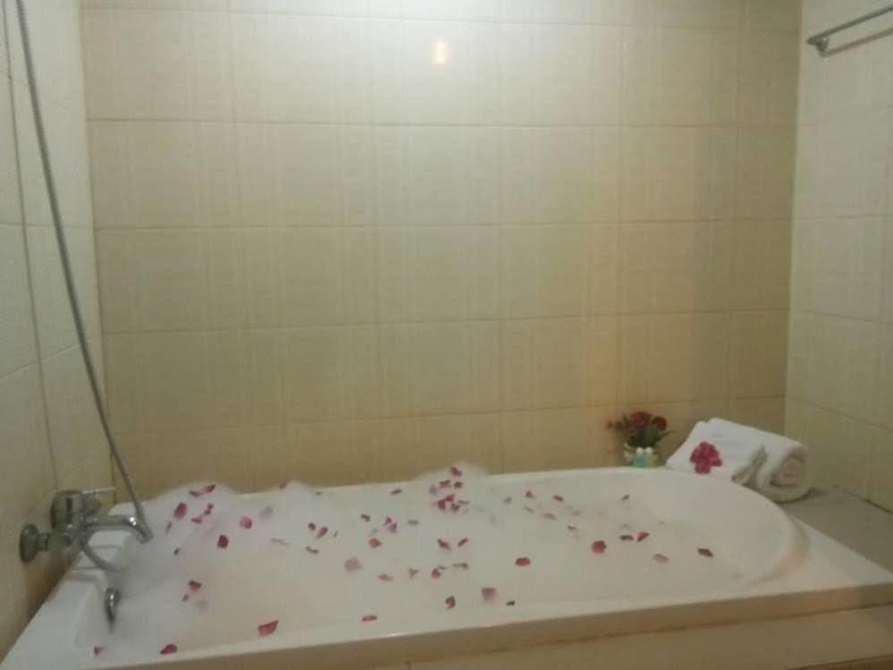 Фото Ananya Residence Service Apartment