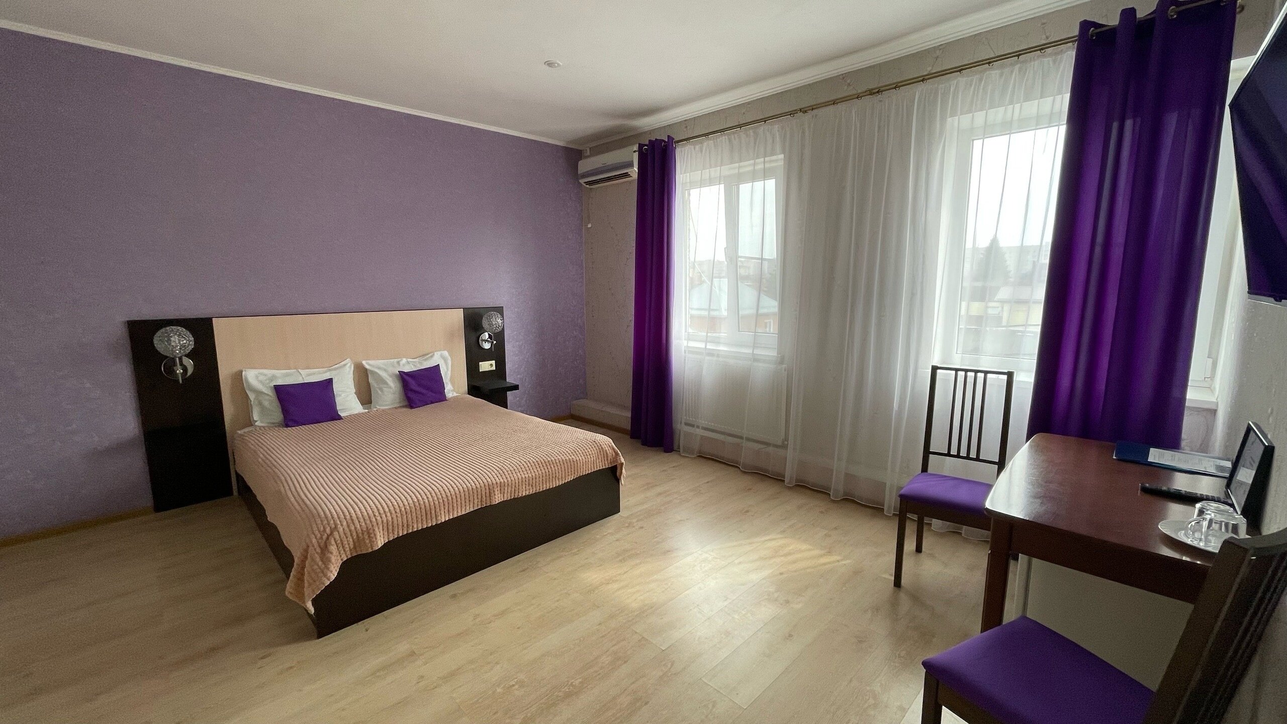 Фото отеля 2