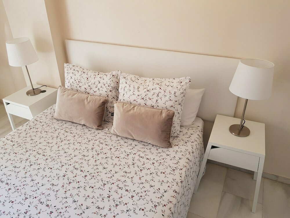 Hotel Fan Flat Eugenio, Malaga, photo