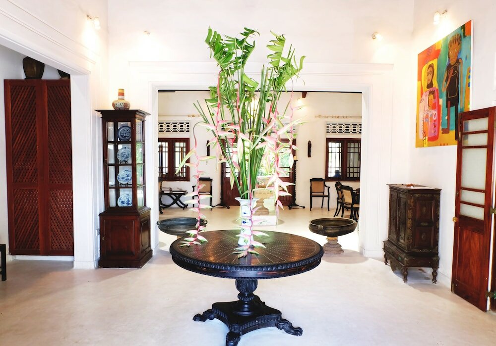 Фото Orchard House