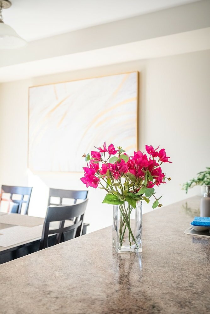 Фото New 3br Townhouse, Minutes to Niagara Falls and Brock University by Globalstay