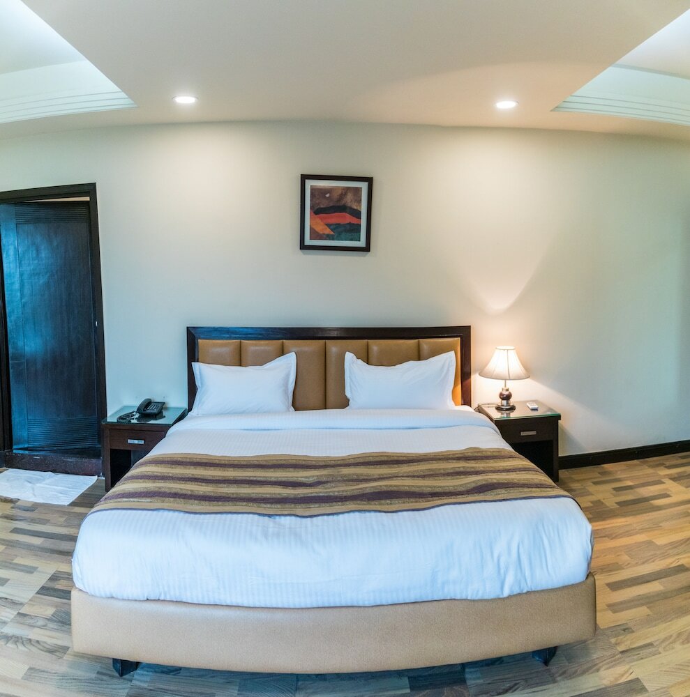 Фото Ikhaya Hotels