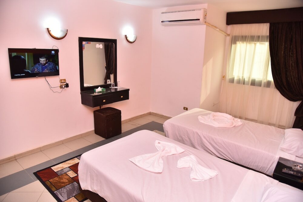 Фото Royal Pyramids Hotel