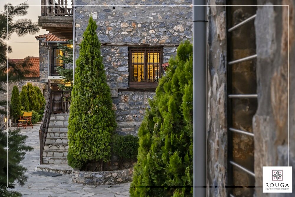 Фото Rouga Mountain Boutique Suites & SPA