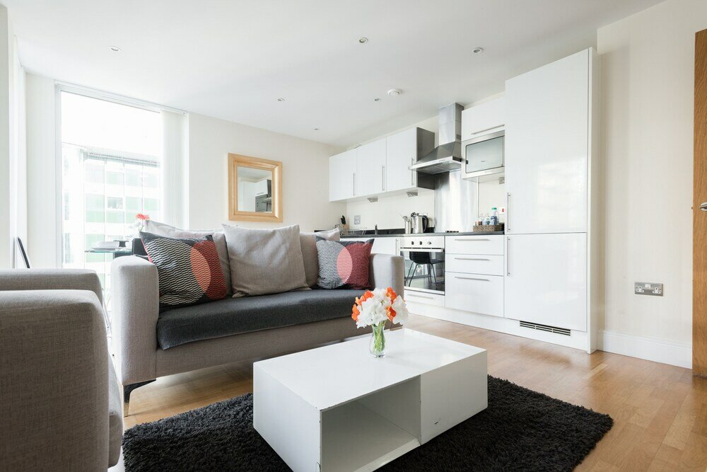 Фото Cobalt Peach Tree