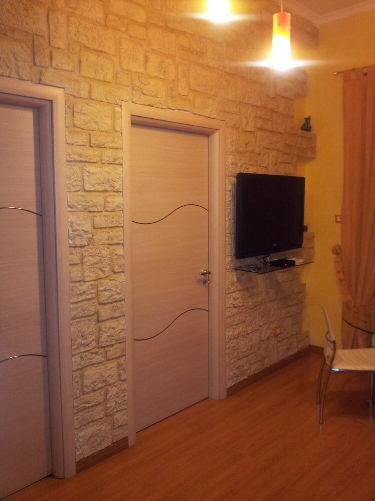 Фото Thousand Colors