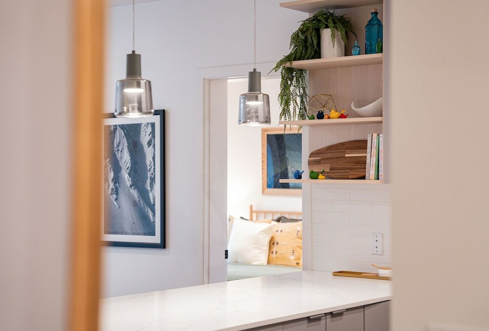 Фото Powder Pines Retreat Revelstoke Vacation