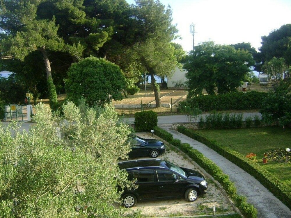 Фото Darko - 30 m From Beach - Sa5